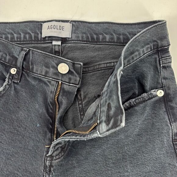 AGOLDE Toni Mid Rise Straight Leg Raw Hem Jeans in Black Feral Wash Size 26 - Picture 4 of 15